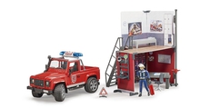 Bruder: Πυροσβεστικό τμήμα με Land Rover και πυροσβέστη (#62701)